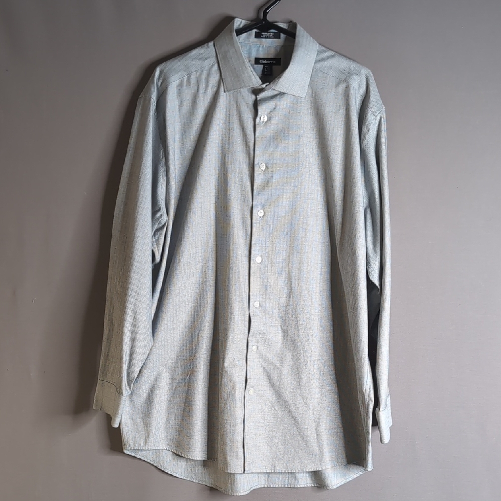 17 1/2- 34/35 Claiborne Long Sleeve Dress Shirt -EUC